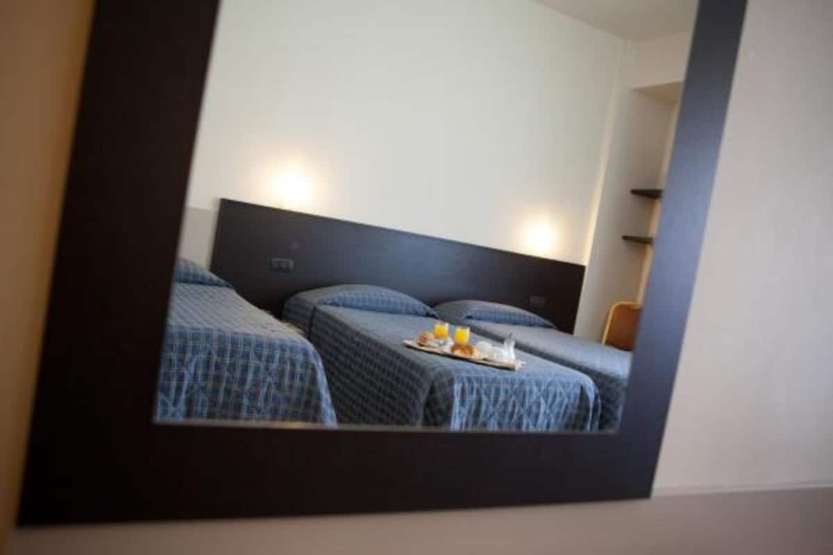 standard triple room | 1 bedroom, soundproofing, free wifi, bed sheets