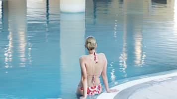 2 piscinas techadas, 2 piscinas al aire libre