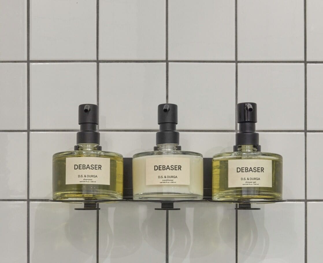 bathtub, eco-friendly toiletries, hair dryer, towels