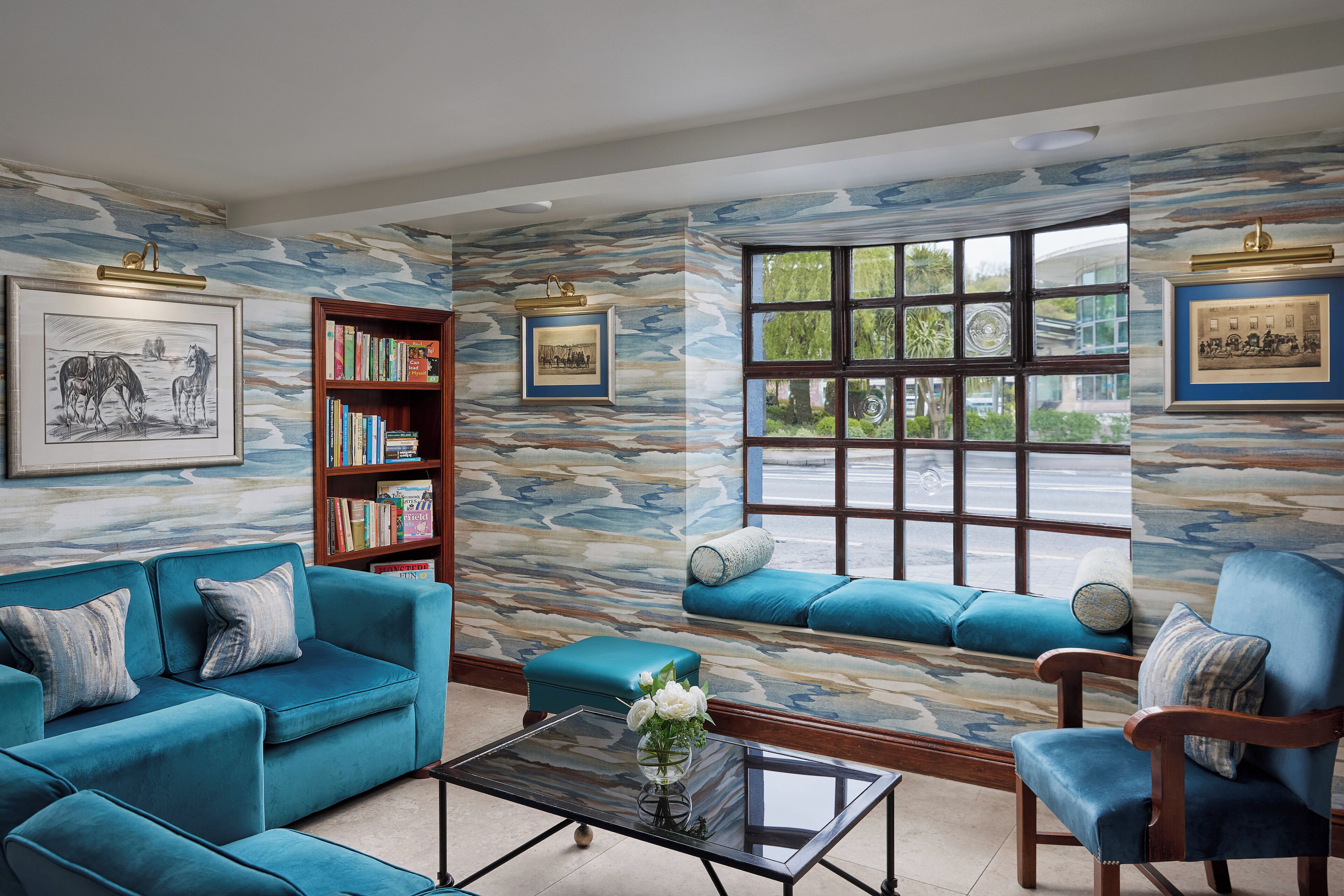 ロビー応接スペース