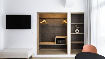 Minibar, desk, laptop workspace, blackout curtains