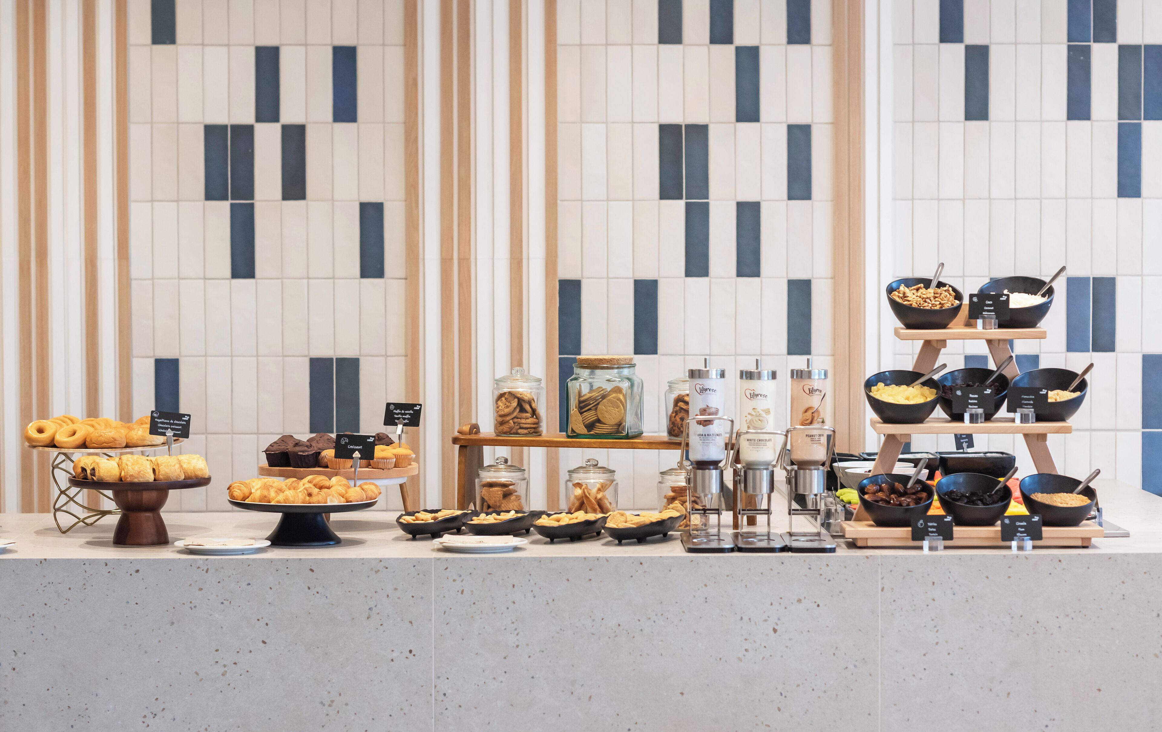 Dagelijks ontbijtbuffet (toeslag)