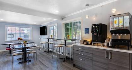 The Orchard Hotel Ukiah Mendocino County