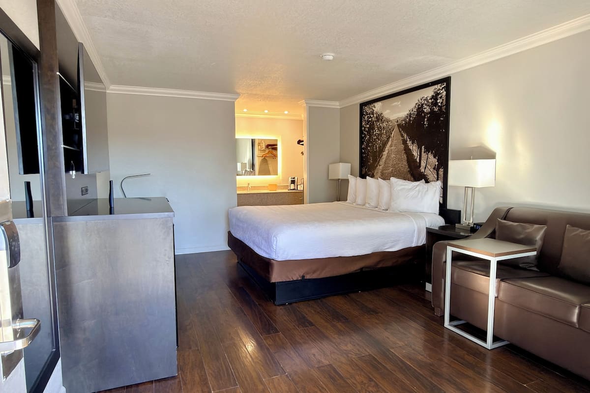 Surmatelas, coffres-forts dans les chambres, bureau