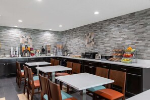 Desayuno continental incluido todos los días 