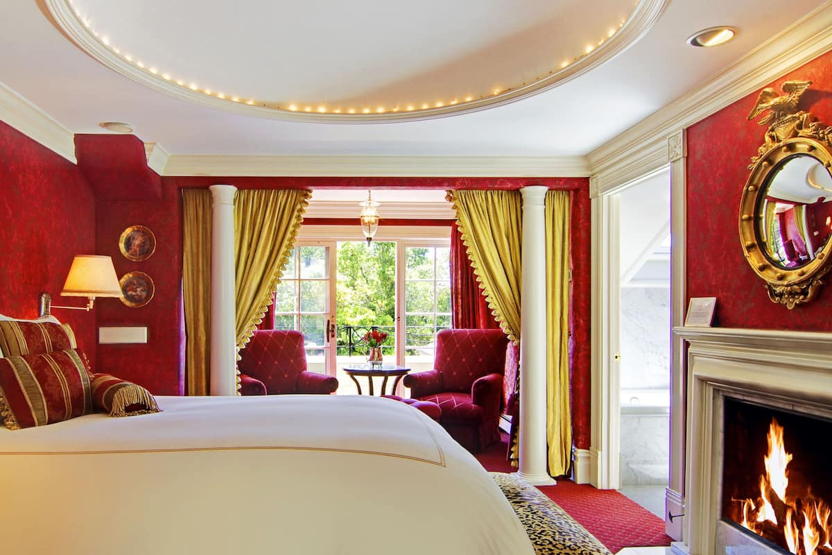 标准房, 1 张大床, 壁炉 (Railroad Baron) | 高档床上用品、羽绒被、记忆海绵床垫、办公桌