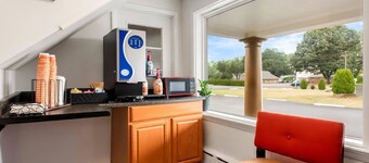 Econo Lodge Palmyra - Hershey