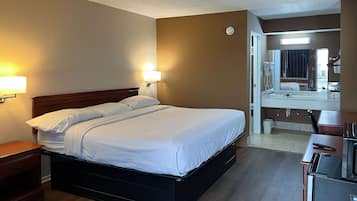 Free WiFi, bed sheets