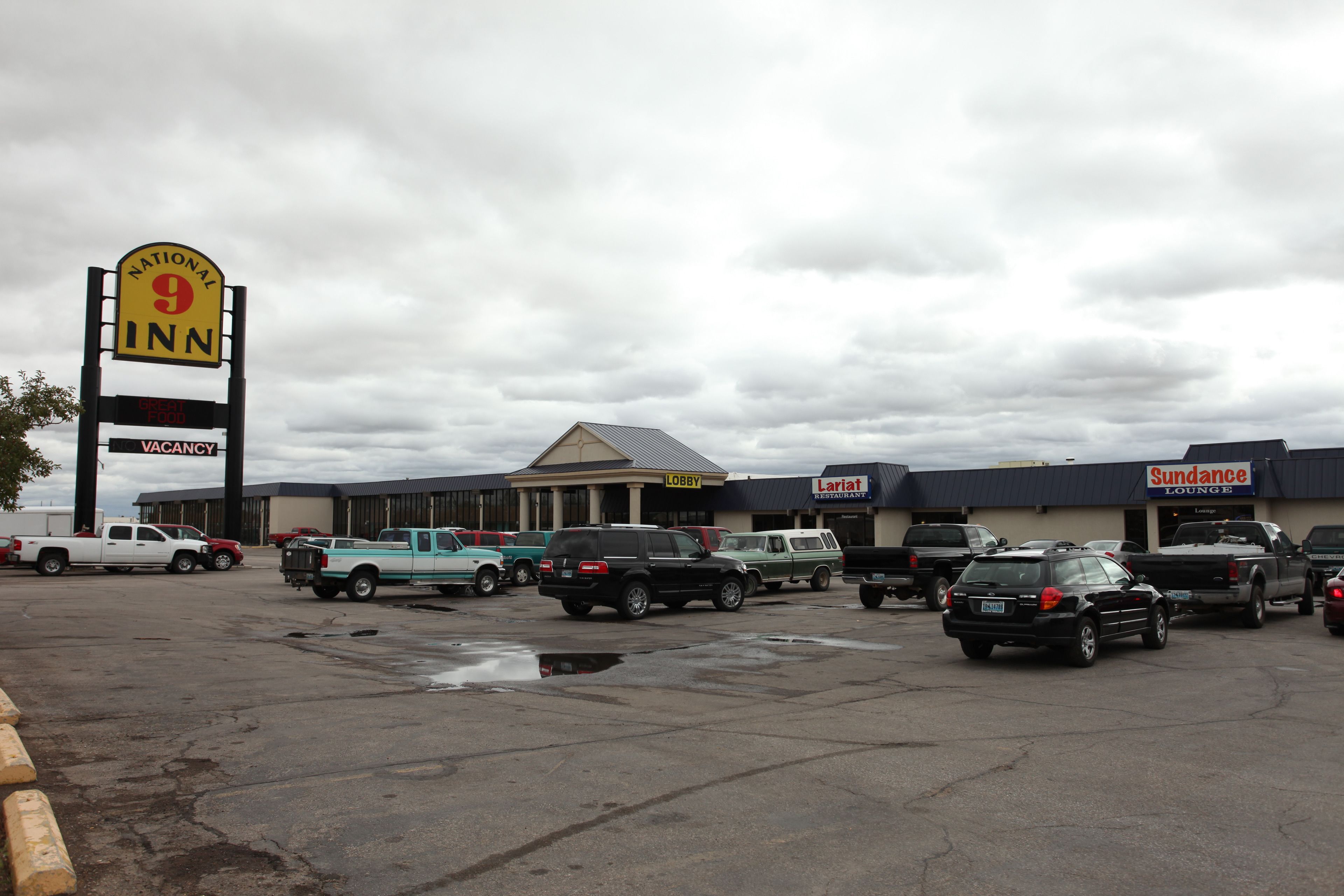 المنشأة من الخارج