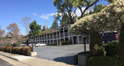 Oak Motel Palo Alto