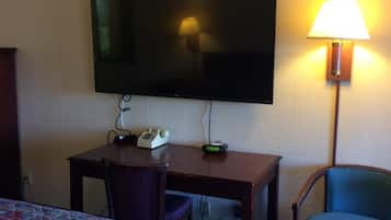 Desk, iron/ironing board, free WiFi, bed sheets