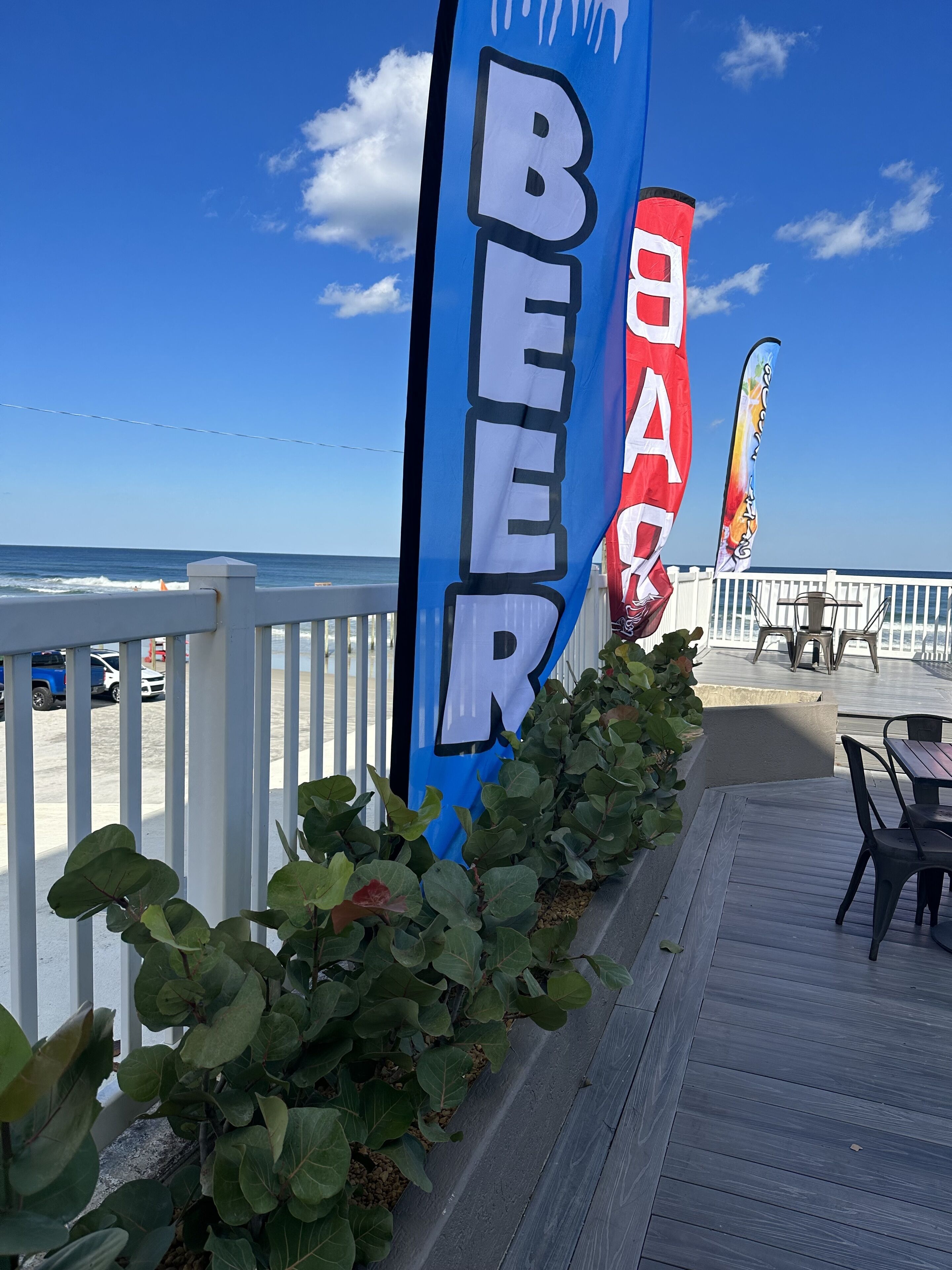 Bar en bord de piscine