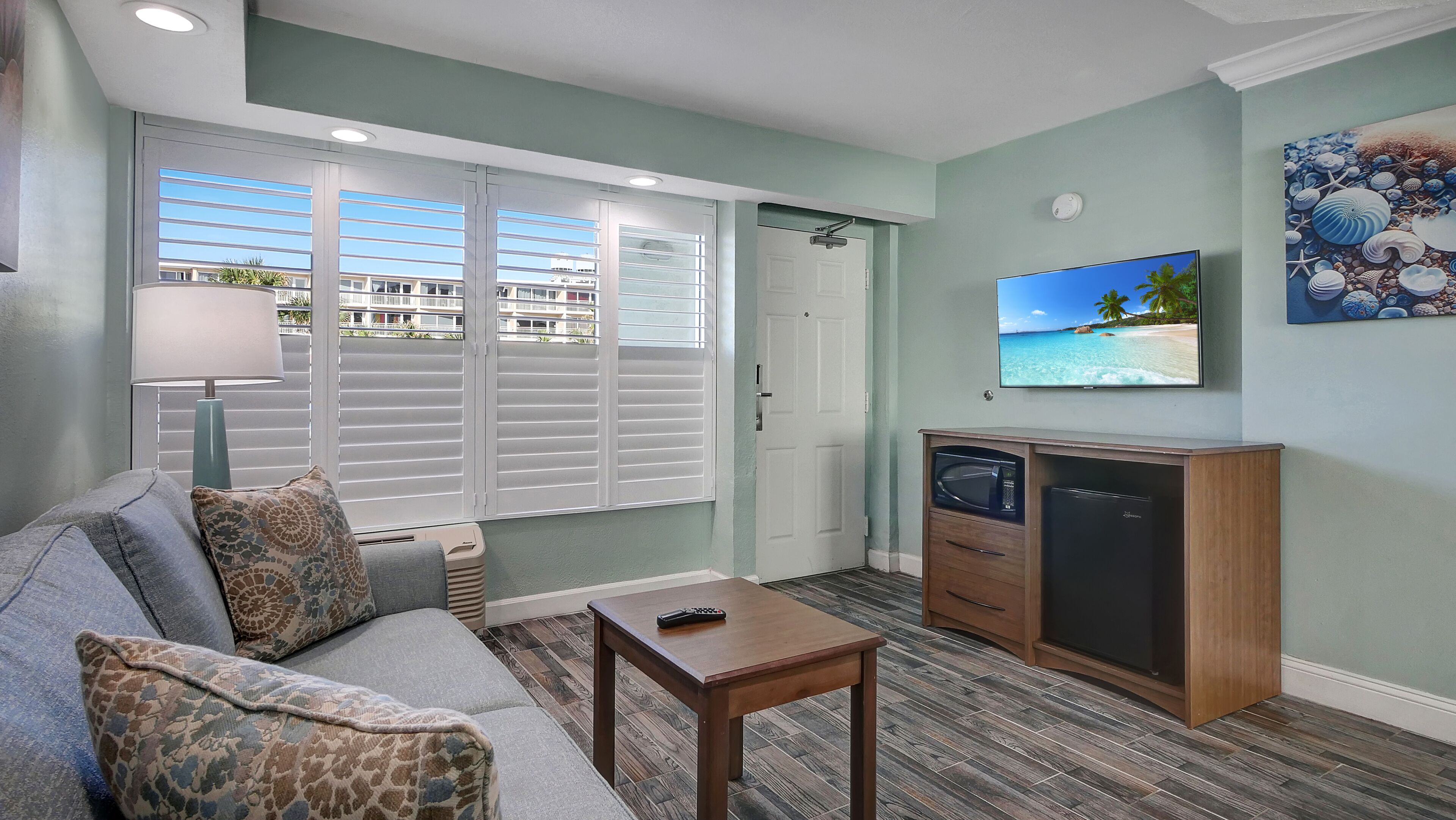 Standard Suite, 2 Queen Beds | City view