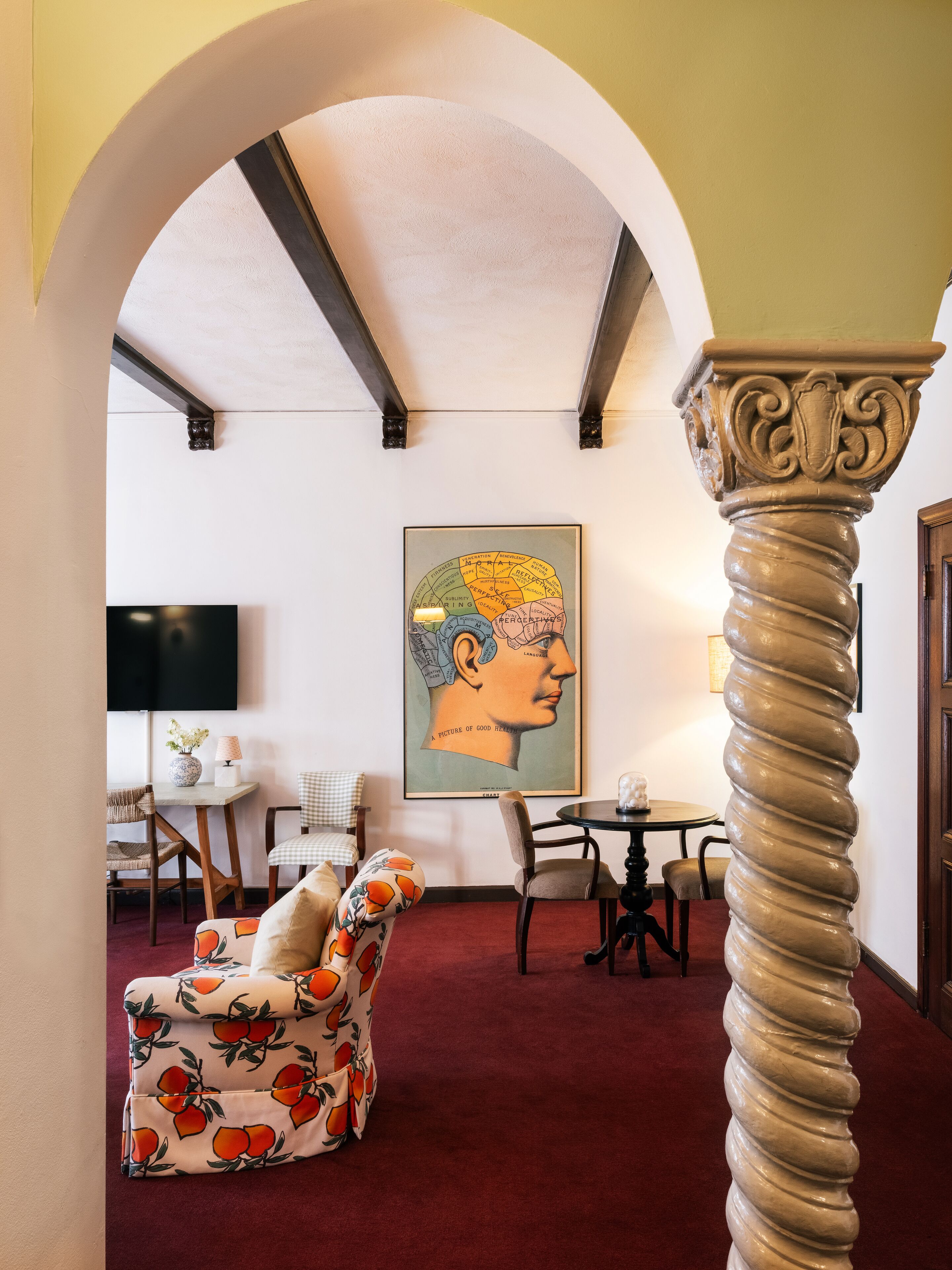 suite, multiple beds | living area | 50-inch lcd tv with cable channels, tv