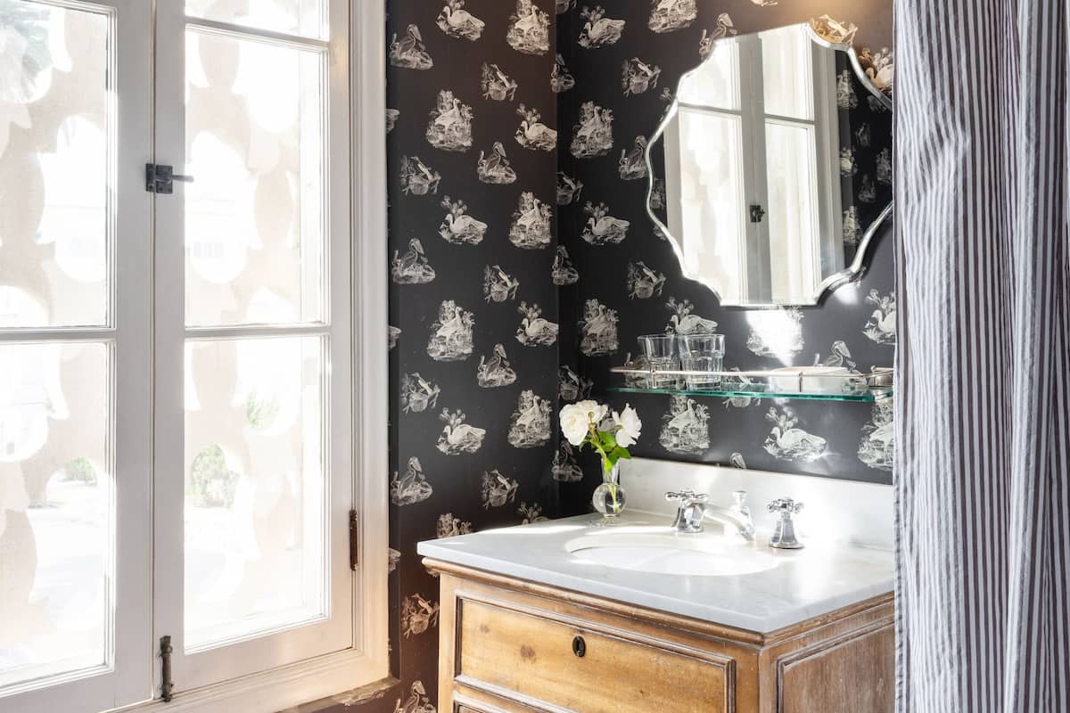 shower, rainfall showerhead, free toiletries, hair dryer