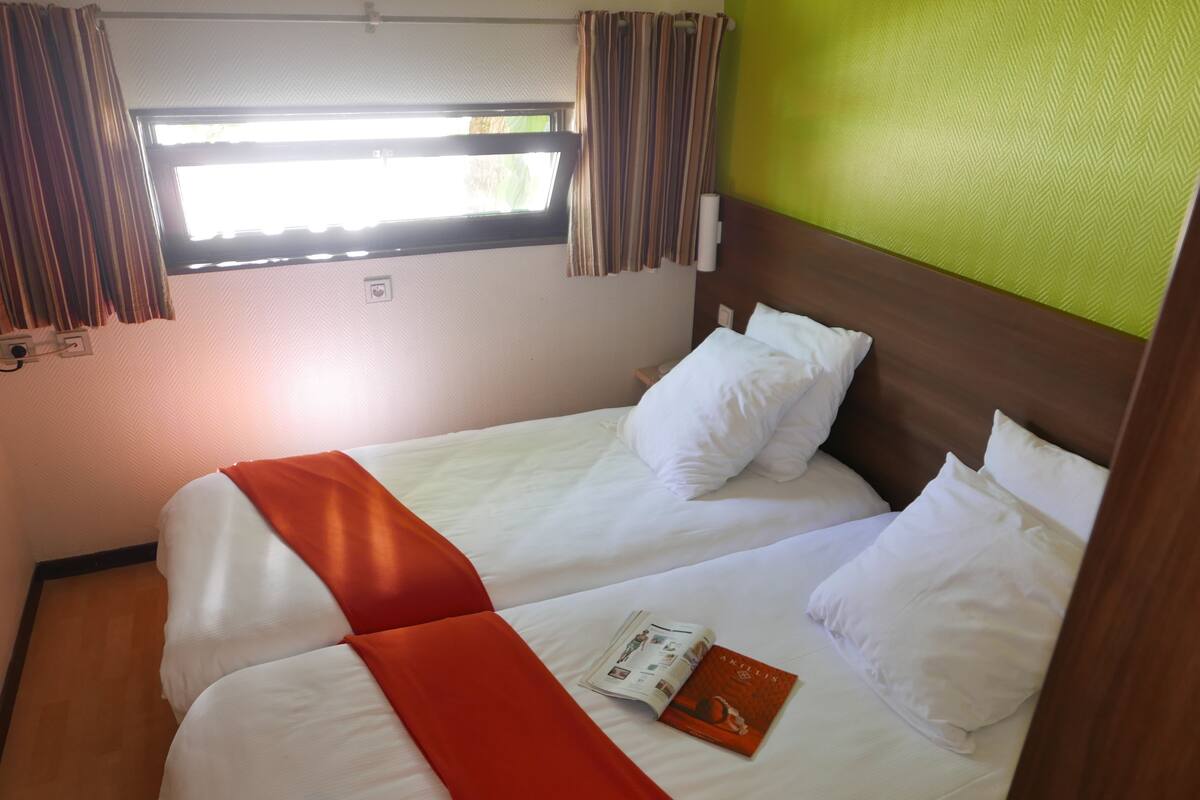 Standard Twin Room, 2 Twin Beds | Premium bedding, desk, blackout drapes, WiFi (free)