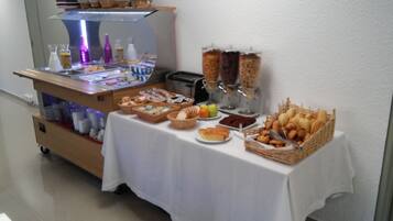 Daily buffet breakfast (EUR 8 per person)