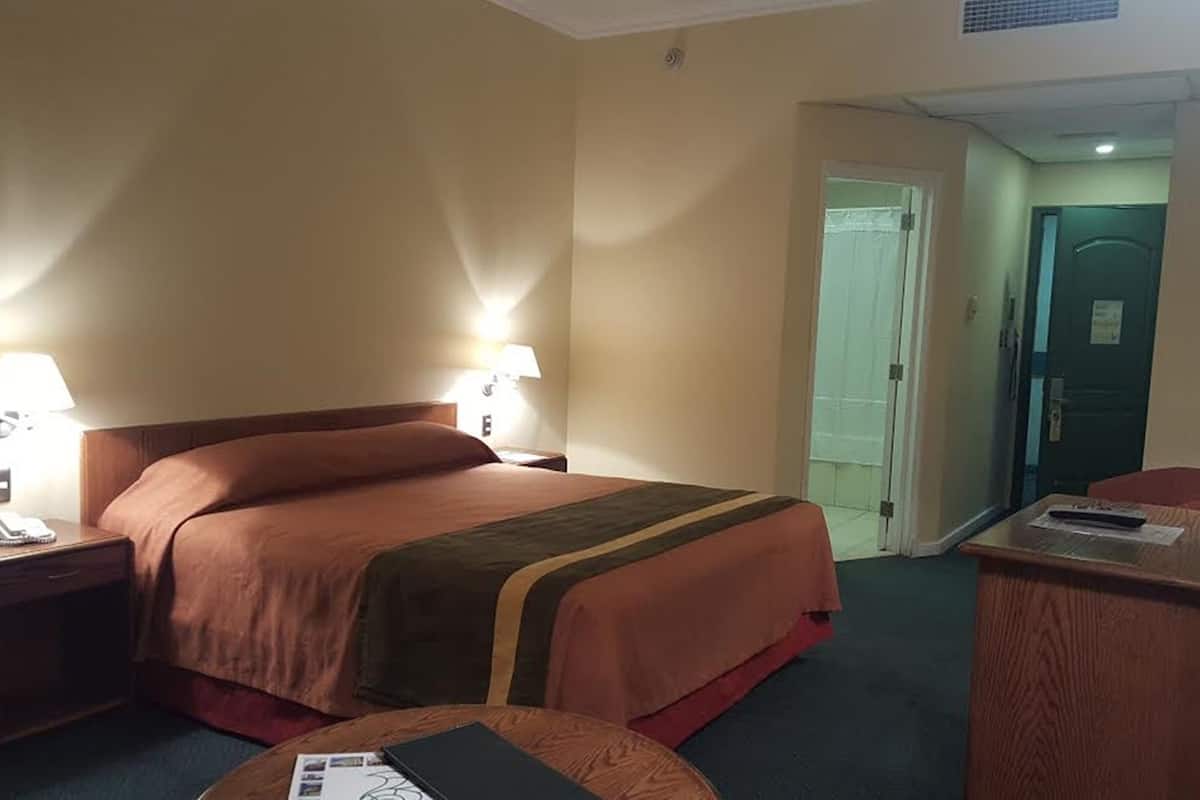 double room, 1 double bed | minibar, in-room safe, desk, soundproofing