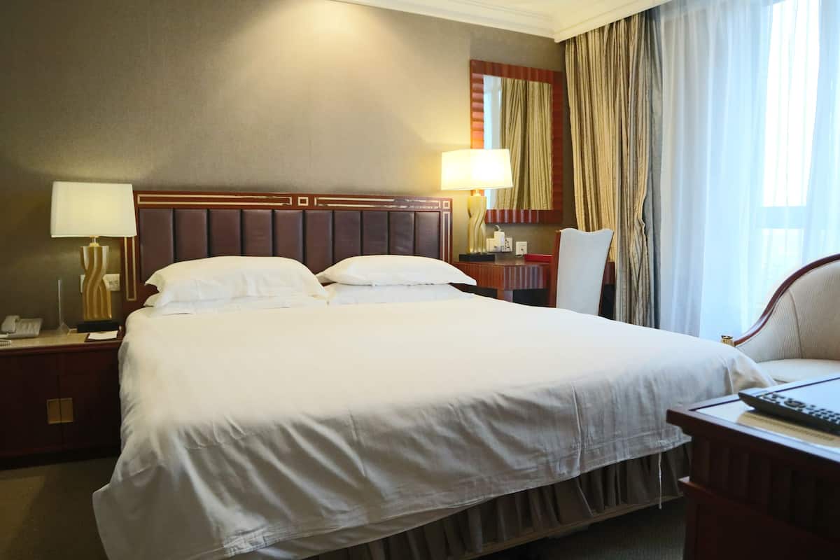 Down duvets, minibar, in-room safe, desk