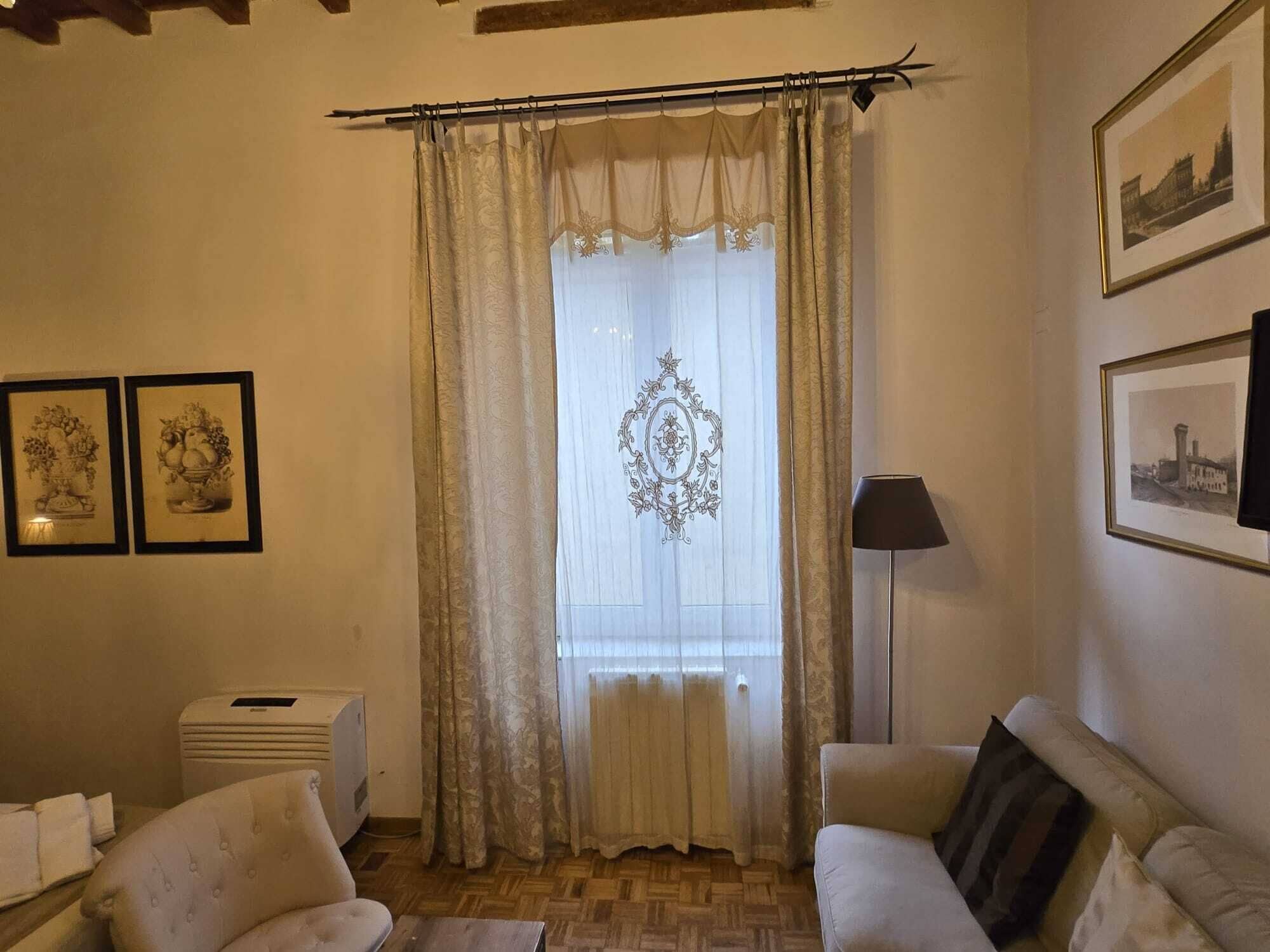Chambre Supérieure (King) | Coffres-forts dans les chambres, chambres insonorisées