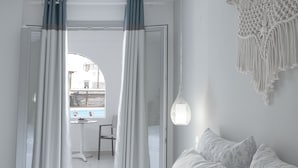 Minibar, két bảo mật tại phòng, bàn, phòng cách âm 