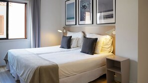 Caja de seguridad en la habitación, escritorio, wifi y ropa de cama 