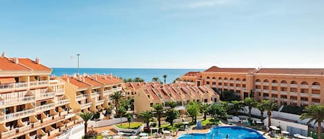 2 outdoor pools, pool umbrellas, sun loungers