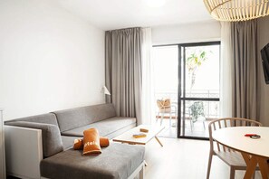 Maisonette, Poolblick (Stairs)