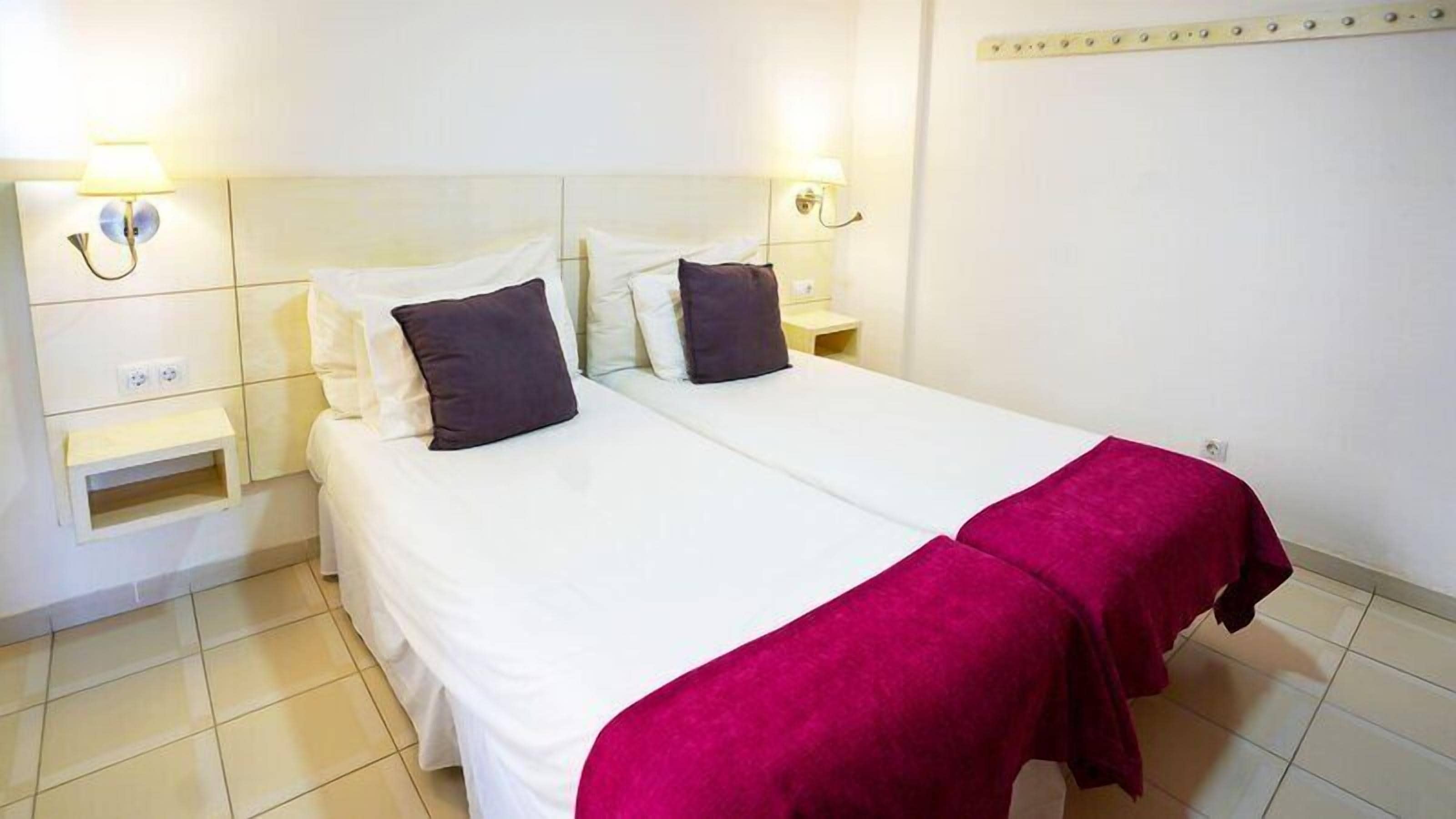 In-room safe, desk, WiFi (surcharge), bed sheets