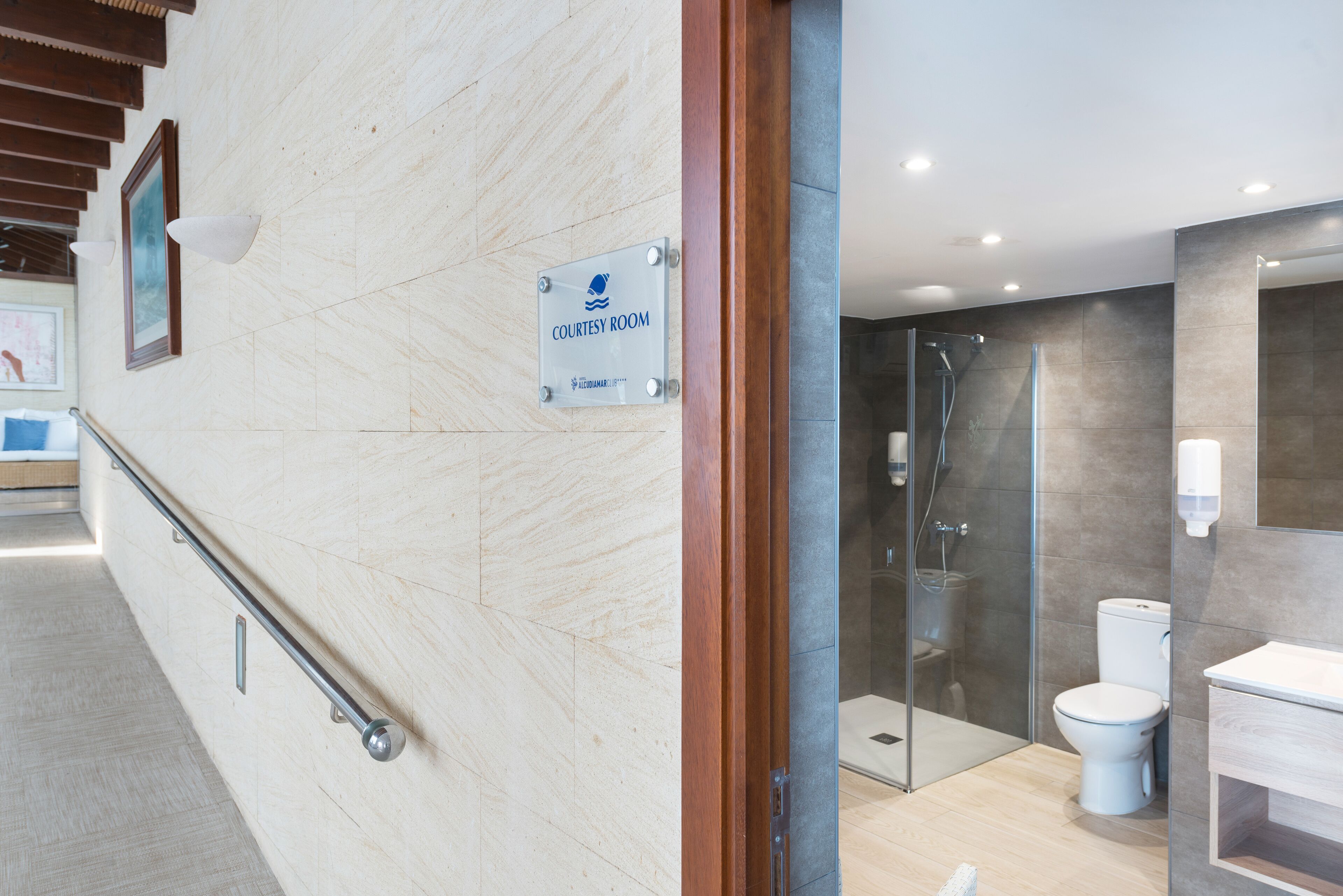 Foto - Botel Alcudiamar - Alojamiento para Navegantes