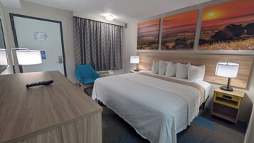 Escritorio, cunas gratuitas, wifi gratis y ropa de cama 