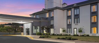 Spark by Hilton Fredericksburg Southpoint