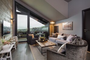 Apartment, 3 Bedrooms | View from room - Highland Lodge (Hol)