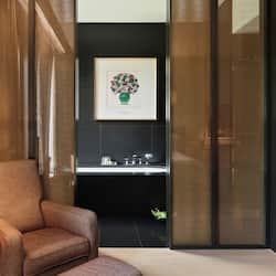 Tina y regadera independientes y regadera tipo lluvia