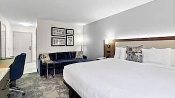 Svit Deluxe - 1 kingsize-säng - icke-rökare (Deluxe Family Suite) | Sängtillbehör av högsta kvalitet, skrivbord och strykjärn/strykbräda