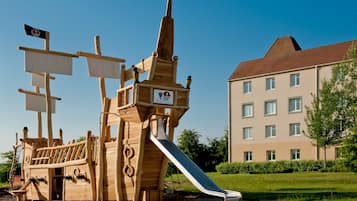Children's play area - outdoor