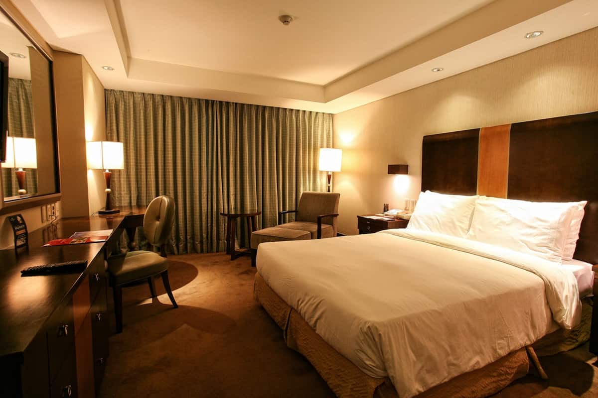 In-room safe, desk, iron/ironing board, free WiFi