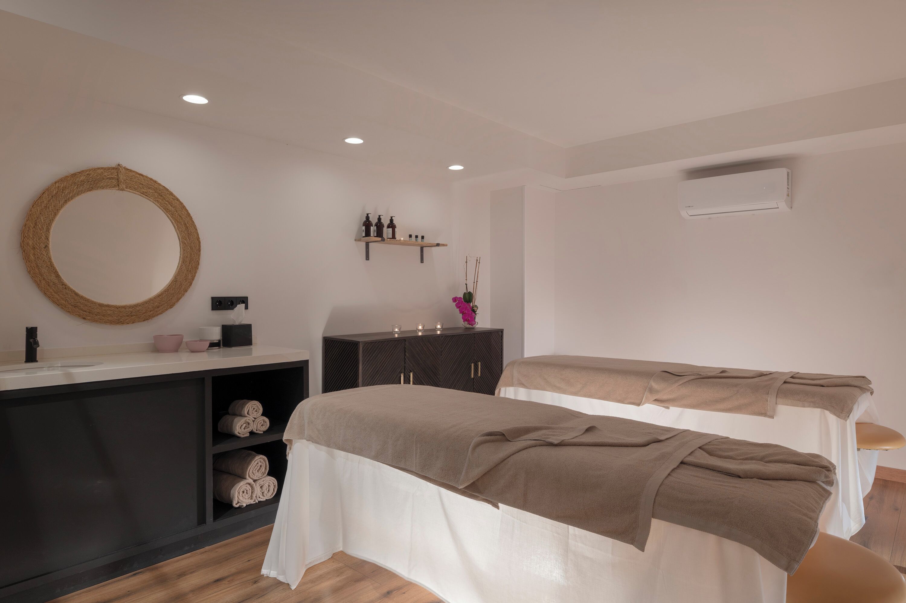 Espace de soins pour les couples, sauna, hammam, massages