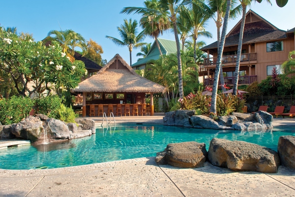 2 piscines a l'aire lliure