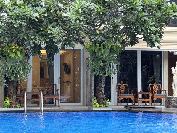 Kahden hengen standard-huone, 1 suuri parisänky | Terassi/patio