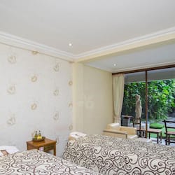 Rawatan badan, aromaterapi, urut tuaman batu, urutan Sweden