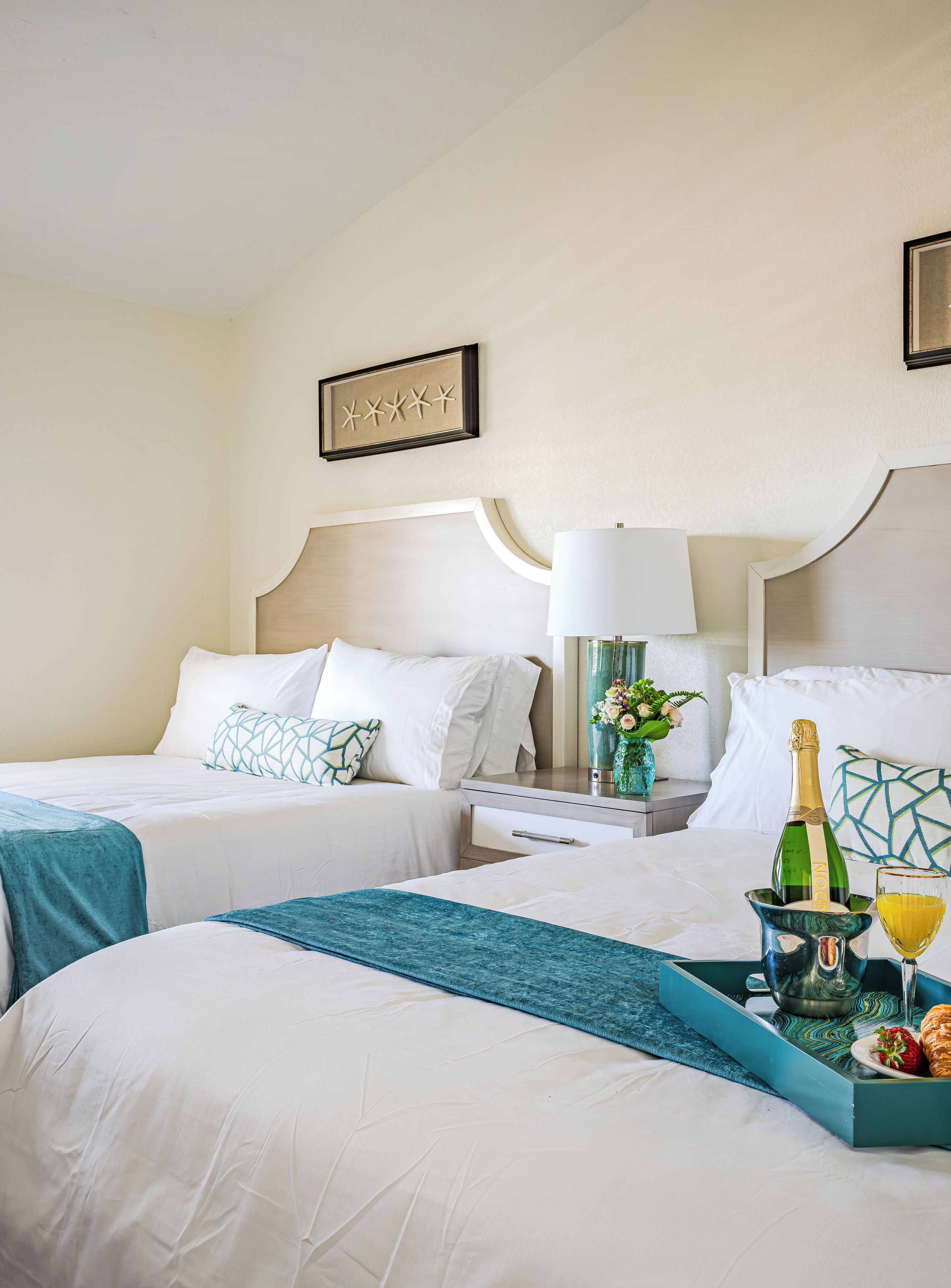 Huoneisto | Tallelokero huoneessa, pimennysverhot, silitysrauta/-lauta, vauvansängyt