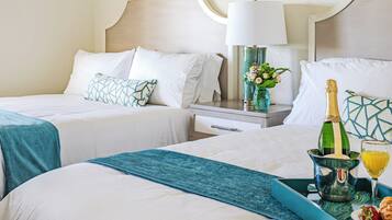 Huoneisto | Tallelokero huoneessa, pimennysverhot, silitysrauta/-lauta, vauvansängyt