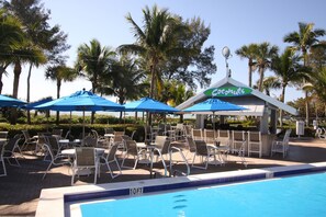 Poolside bar