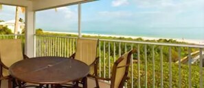 Suite, 2 chambres, en bord de plage | Vue de la chambre