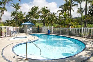 6 piscinas externas