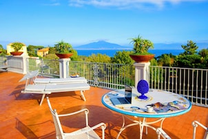 Superior Double Room, Sea View, Annex Building | Terrace/patio