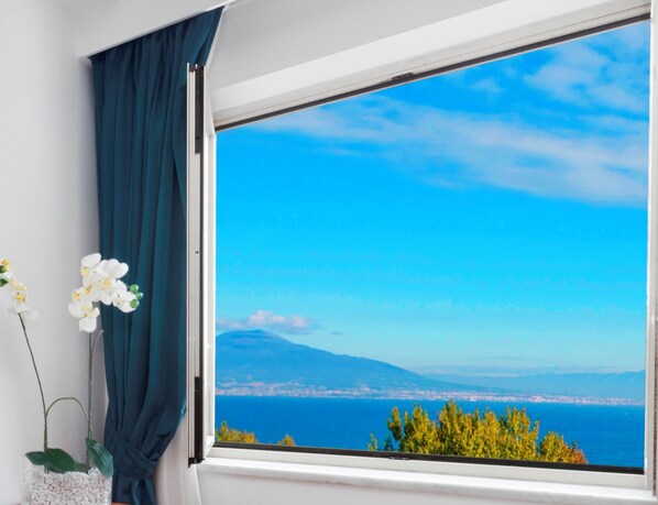 Classic Double Room, Garden View | Garden view