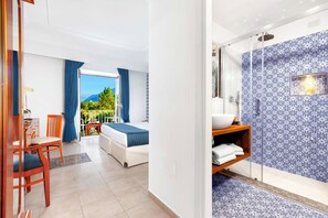 Chambre Classique, balcon, vue mer