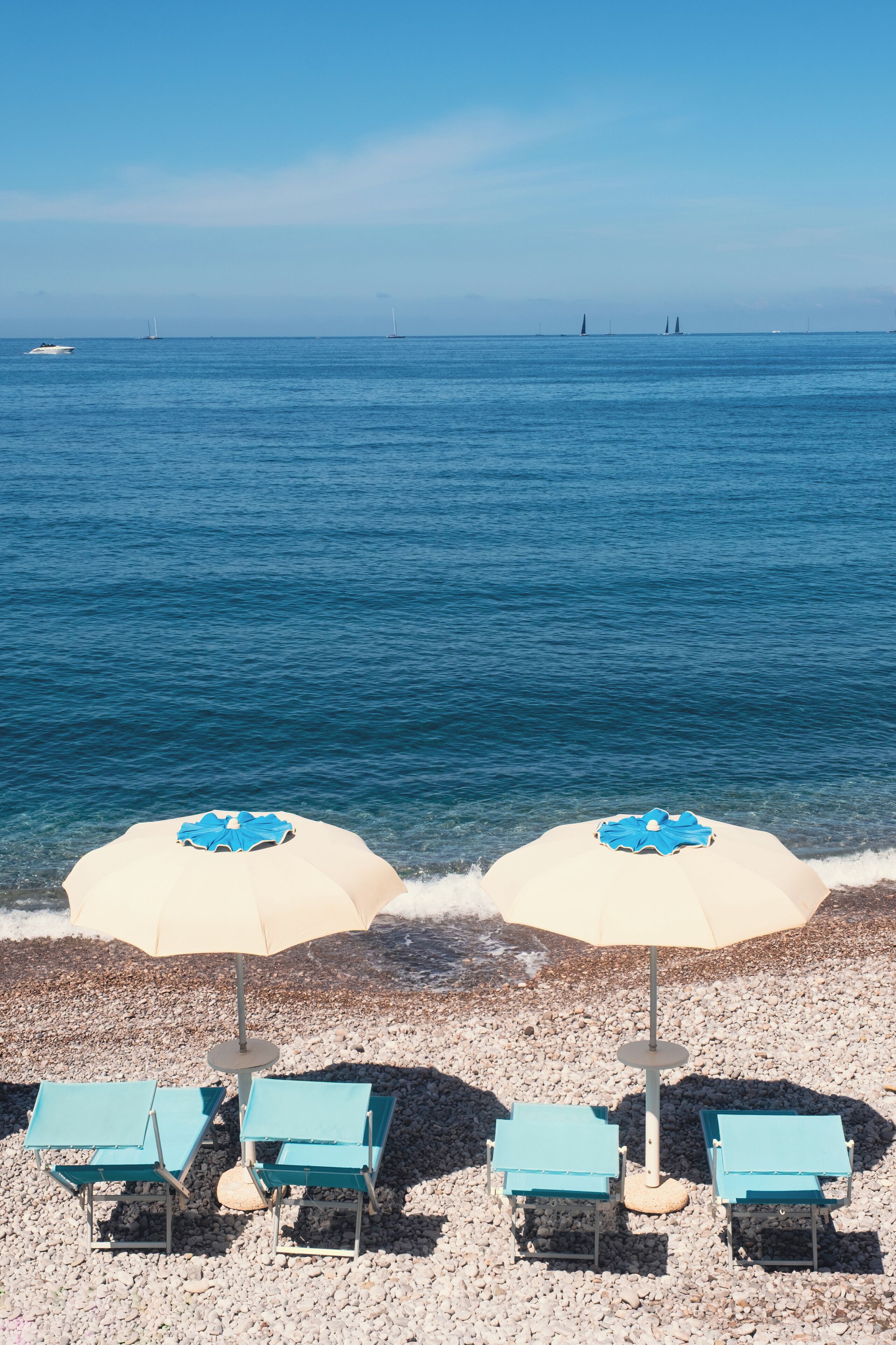 Utsikt mot strand/hav
